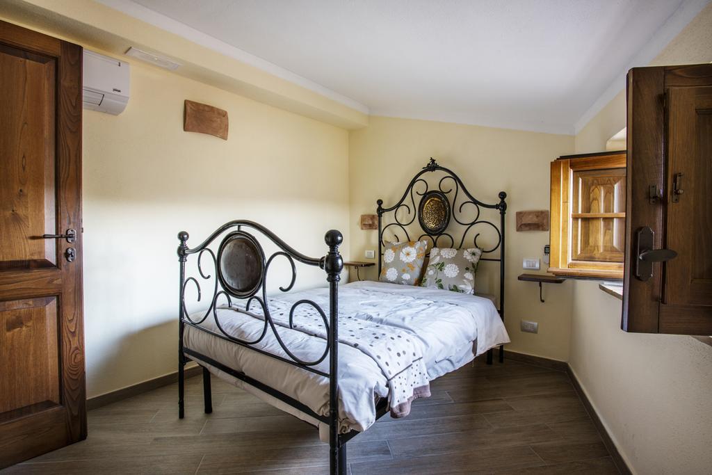 Antico Borgo Seggiano Bed & Breakfast Cameră foto