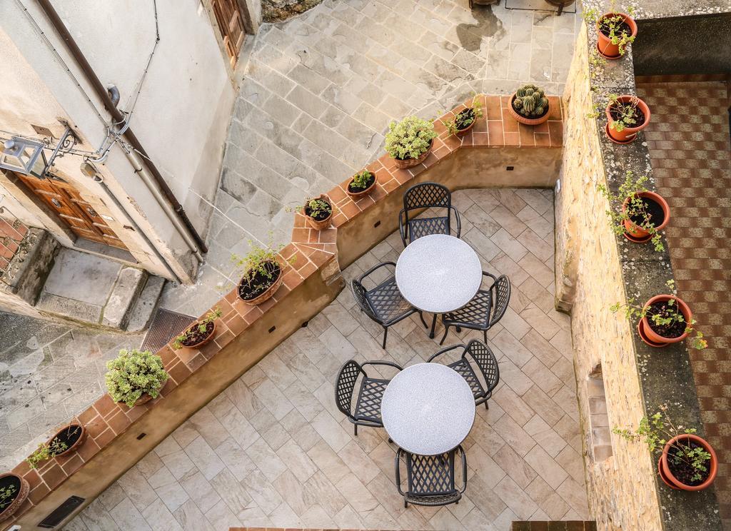 Antico Borgo Seggiano Bed & Breakfast Exterior foto